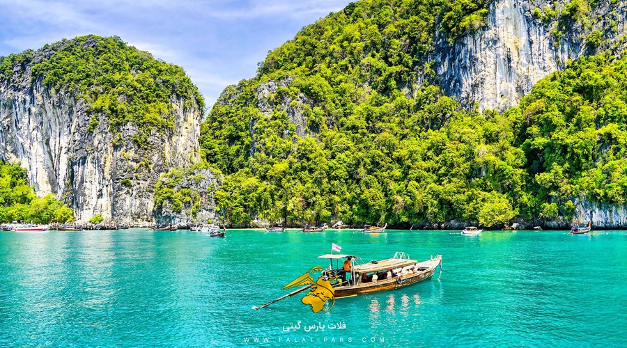 صخره های زیبا و آبی زلال تنها در تایلند