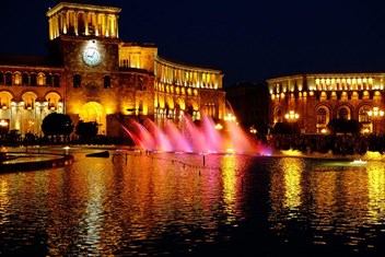 تور جشن اب ارمنستان