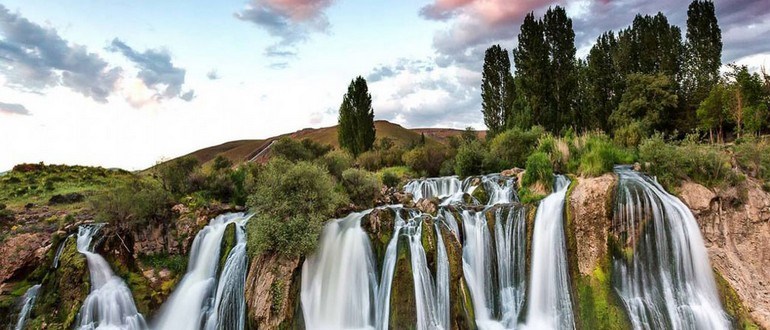 آبشار مرادیه شهر وان ترکیه