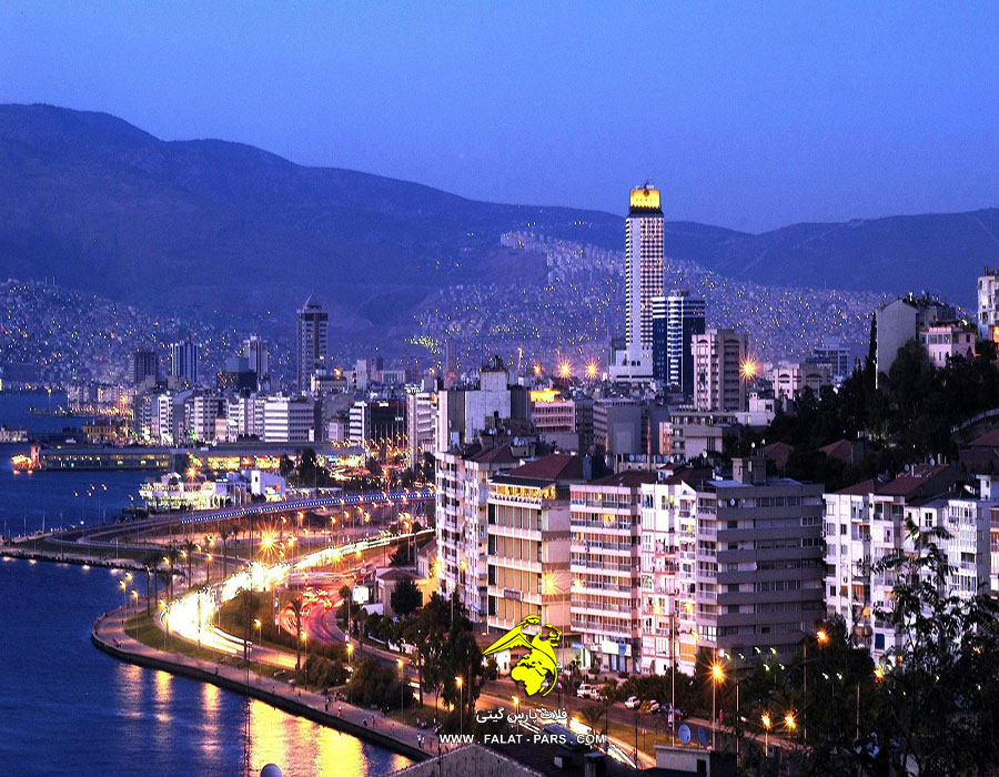 نمایی زیبا از شهر وان 