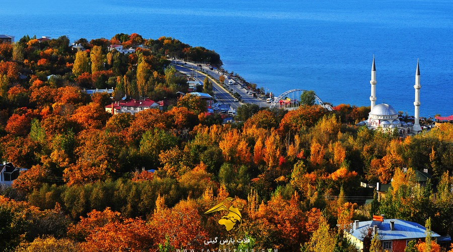 سفرنامه وان